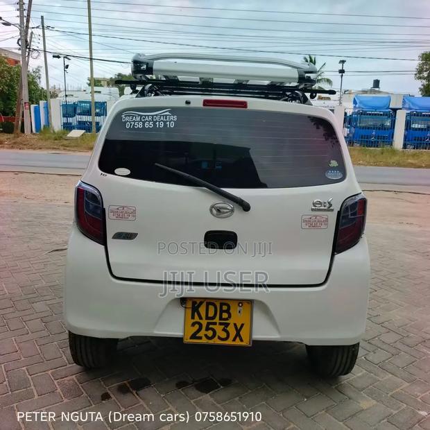 Daihatsu Mira 2013 White