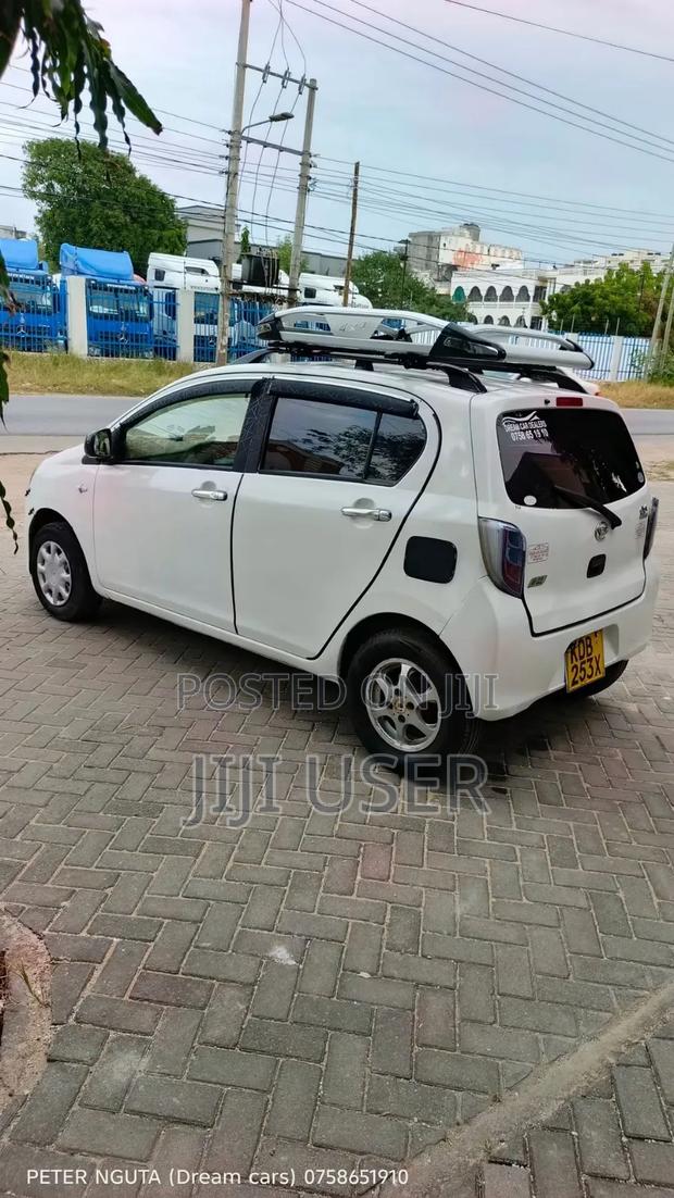 Daihatsu Mira 2013 White