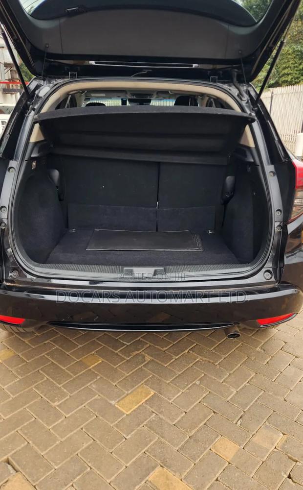 Honda Vezel 2018 Black