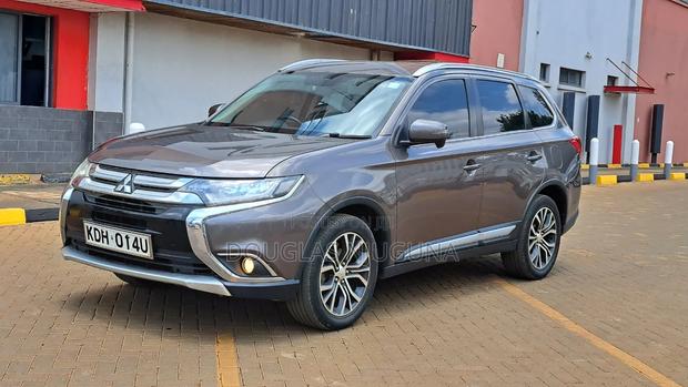 Mitsubishi Outlander 2015 Brown