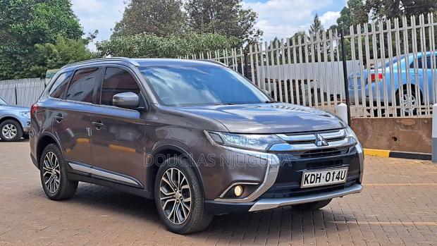 Mitsubishi Outlander 2015 Brown