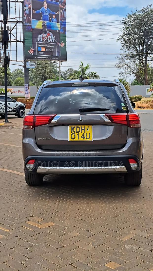 Mitsubishi Outlander 2015 Brown