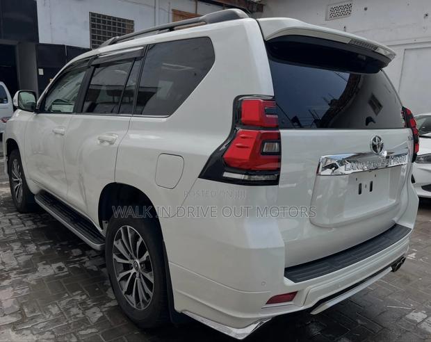 Toyota Land Cruiser Prado 2020 White