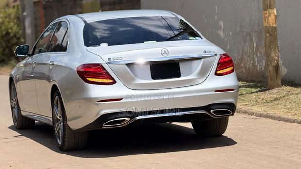 Mercedes-Benz E200 2019 Silver