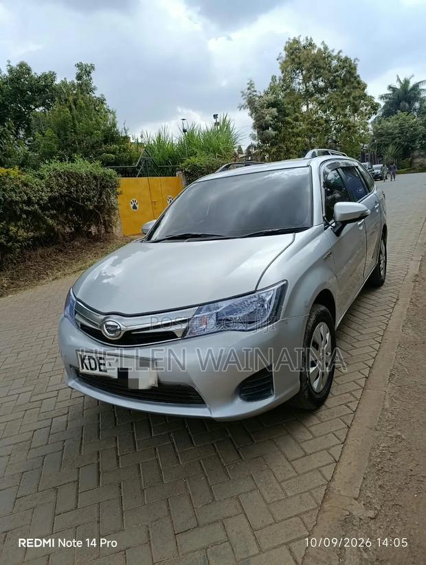 Toyota Corolla Fielder 2014 Silver