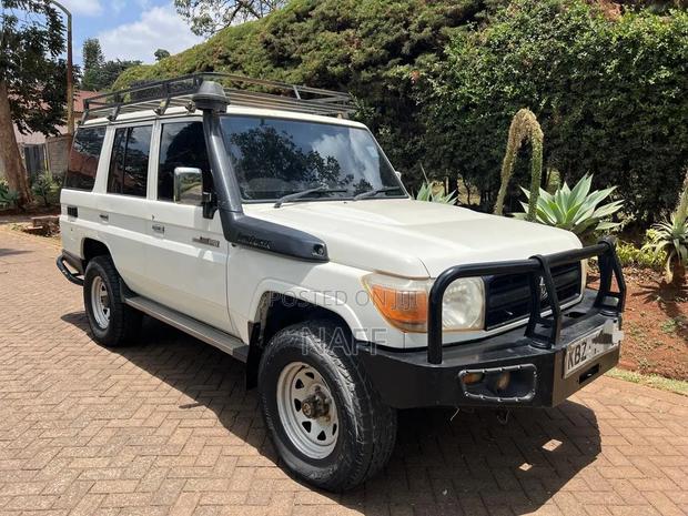 Toyota Land Cruiser 76 Series 2014 White