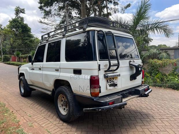 Toyota Land Cruiser 76 Series 2014 White