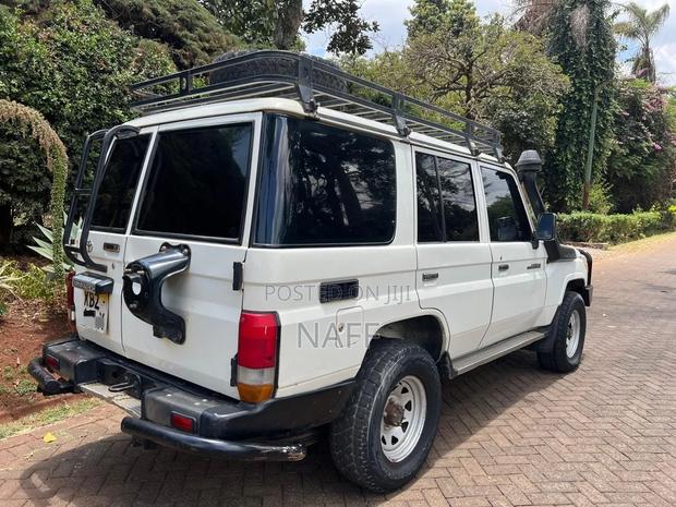 Toyota Land Cruiser 76 Series 2014 White