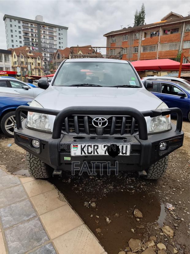 Toyota Land Cruiser Prado 2.7 5dr 2003 Silver