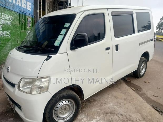 Toyota Lite-Ace 2009 White