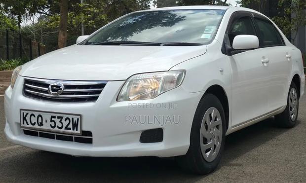 Toyota Axio 2011