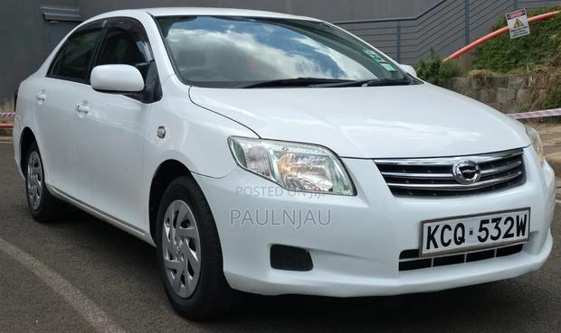 Toyota Axio 2011