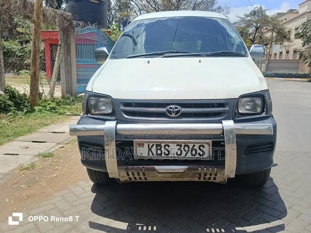 Toyota TownAce 2005 Off white