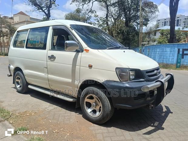 Toyota TownAce 2005 Off white