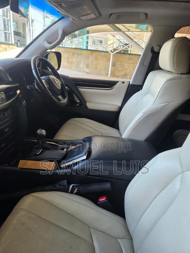 Lexus LX 2015 Black
