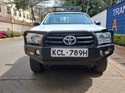 Toyota Hilux 2017 White for sale