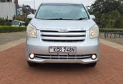 Toyota Noah 2007 Silver for sale