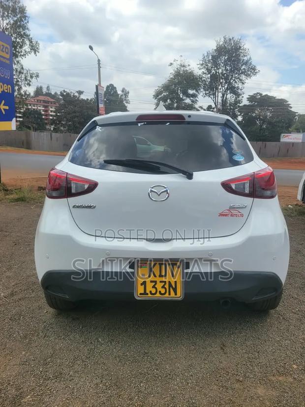 Mazda Demio 2017 White