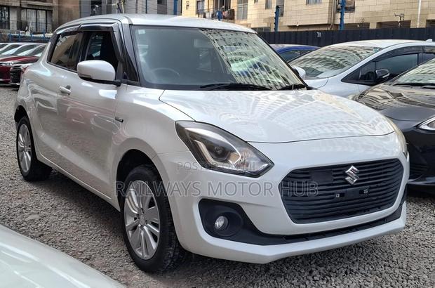 Suzuki Swift 2019 White