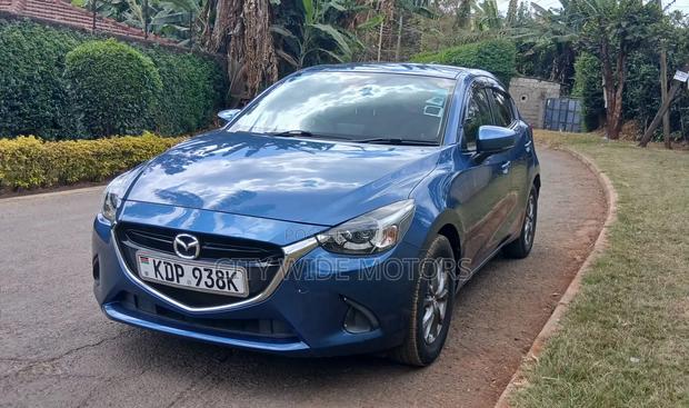 Mazda Demio 2017 Blue