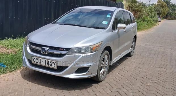Honda Stream 2012 Silver