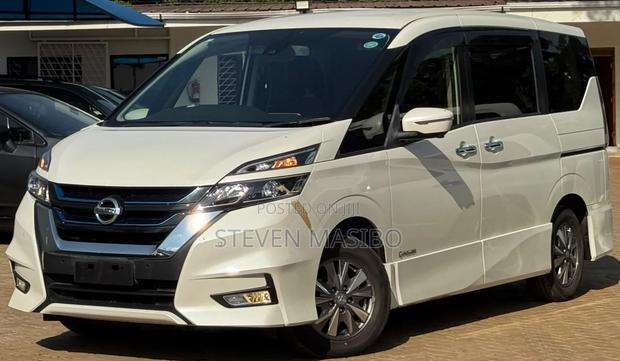 Nissan Serena 2019 White