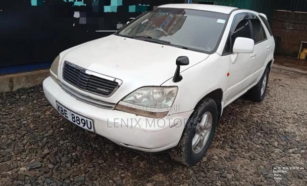 Toyota Harrier 2.2 16V 1999 White