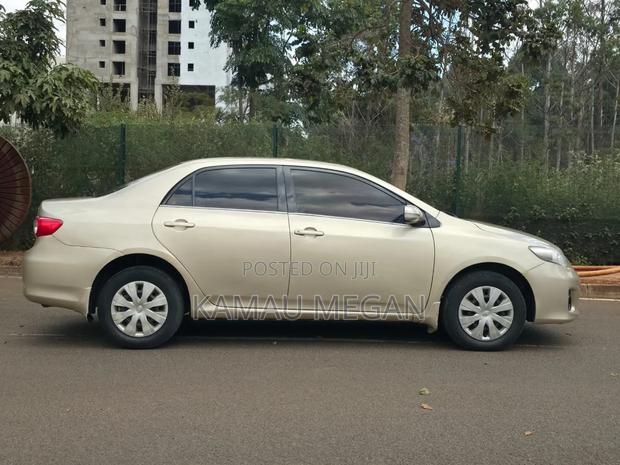 Toyota Corolla 2013 Silver