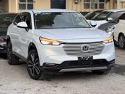Honda Vezel 1.5 Hybrid 4WD 2021 Off white for sale