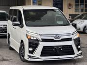 Toyota Voxy Hybrid ZS Kirameki II 2WD 7-Seater 2019 Pearl for sale