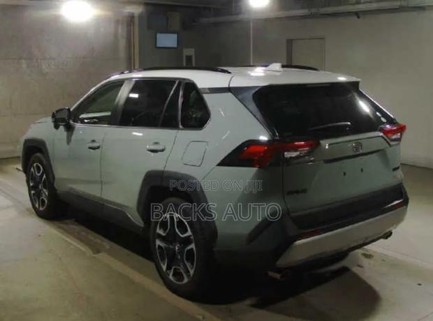 Toyota RAV4 Adventure 2019