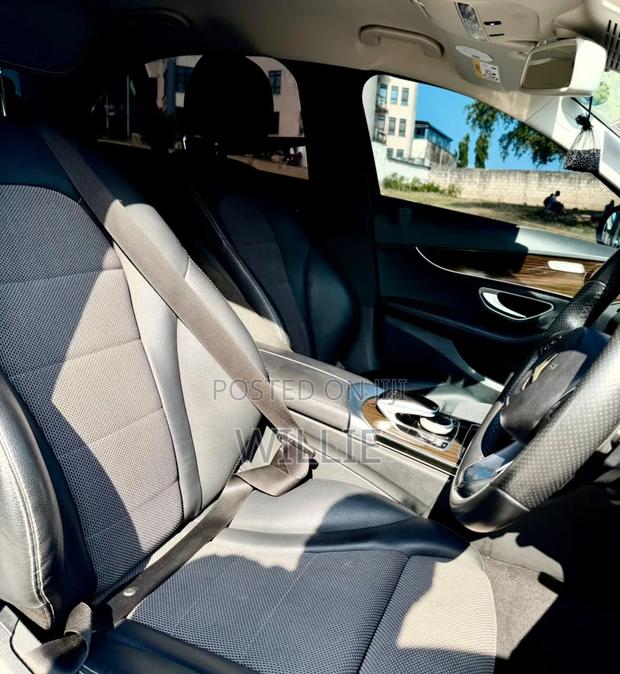 Mercedes-Benz C200 2018 Silver