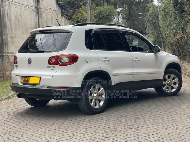 Volkswagen Tiguan 2010 White