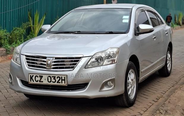 Toyota Premio 2015 Silver