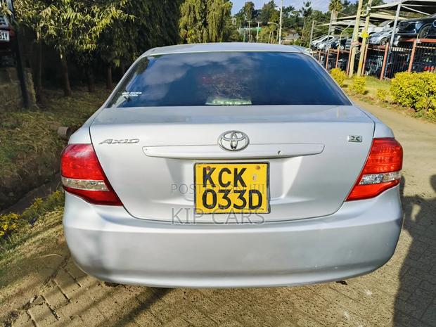 Toyota Axio 1.5 G 2WD 2010 Silver