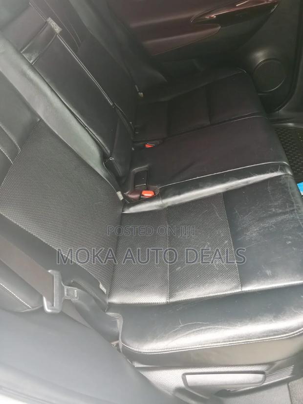Toyota Harrier 2.0 2015 White