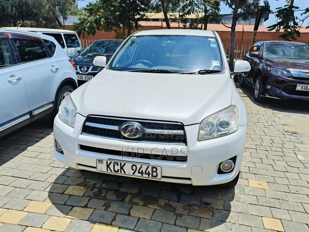 Toyota RAV4 2.5 Limited 2010 Pearl