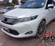 Toyota Harrier 2.0 2017 White for sale