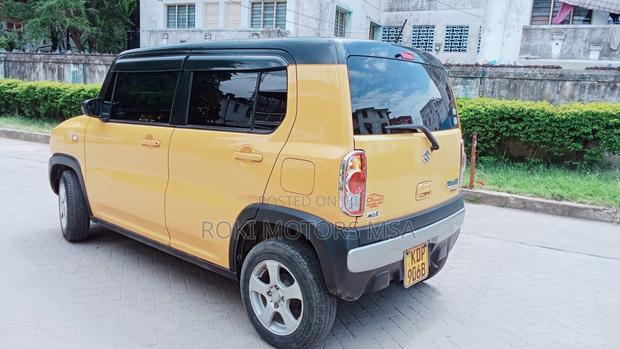 Suzuki Hustler 2017 Yellow