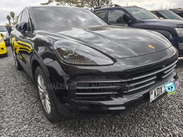 Porsche Cayenne 2018 Black