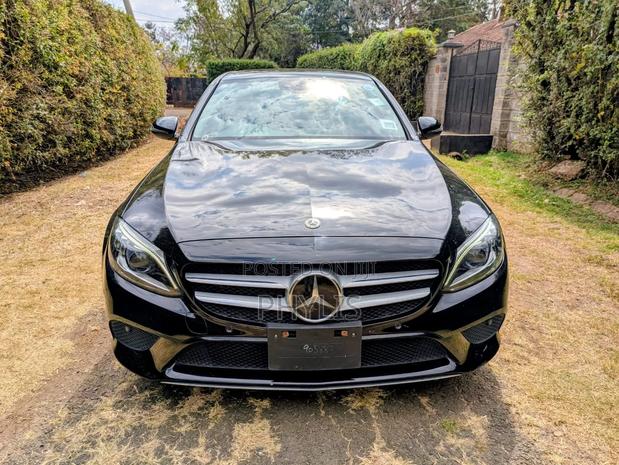 Mercedes-Benz C200 2019 Black