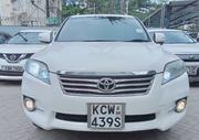 Toyota Vanguard 2013 White for sale