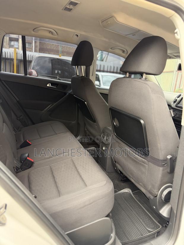 Volkswagen Tiguan 2010 White