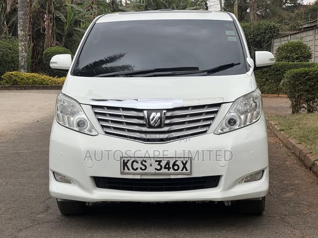 Toyota Alphard 2011 Pearl