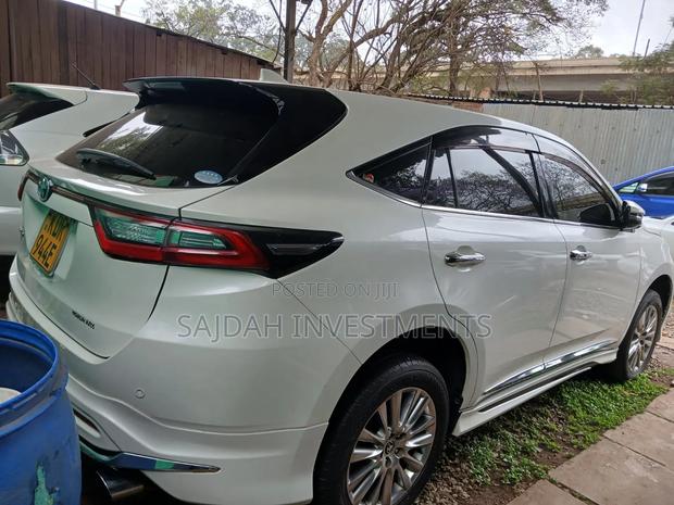 Toyota Harrier Turbo Premium 2017 Pearl