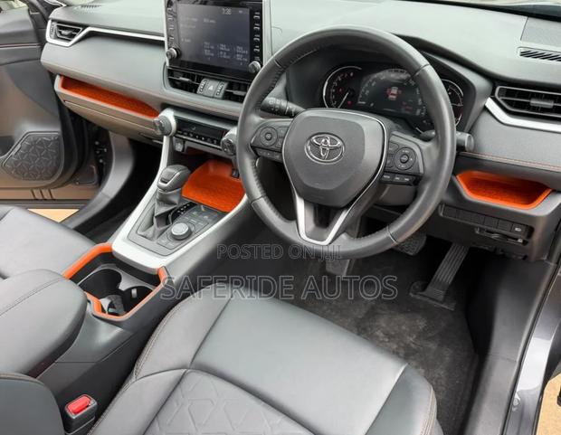 Toyota RAV4 Adventure 2021 Gray