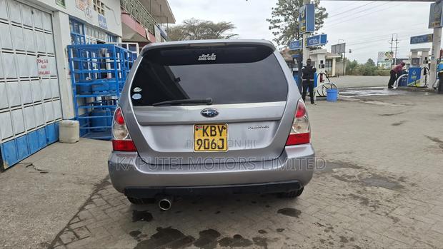 Subaru Forester 2007 Silver