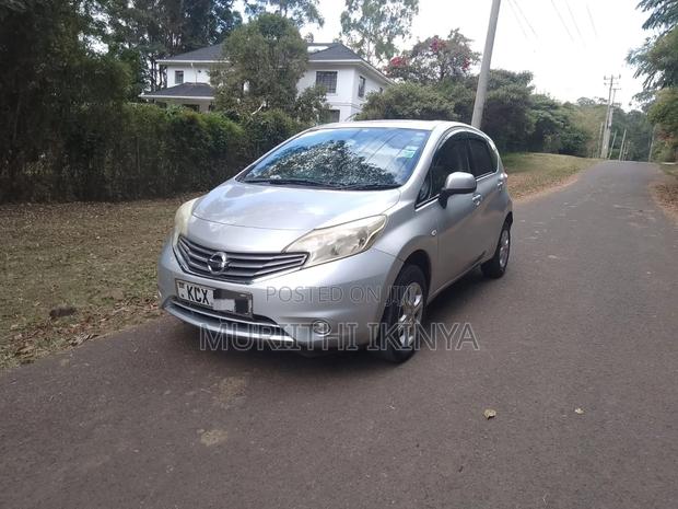 Nissan Note 2012 Silver
