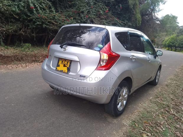 Nissan Note 2012 Silver