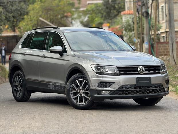 Volkswagen Tiguan 2019 Silver